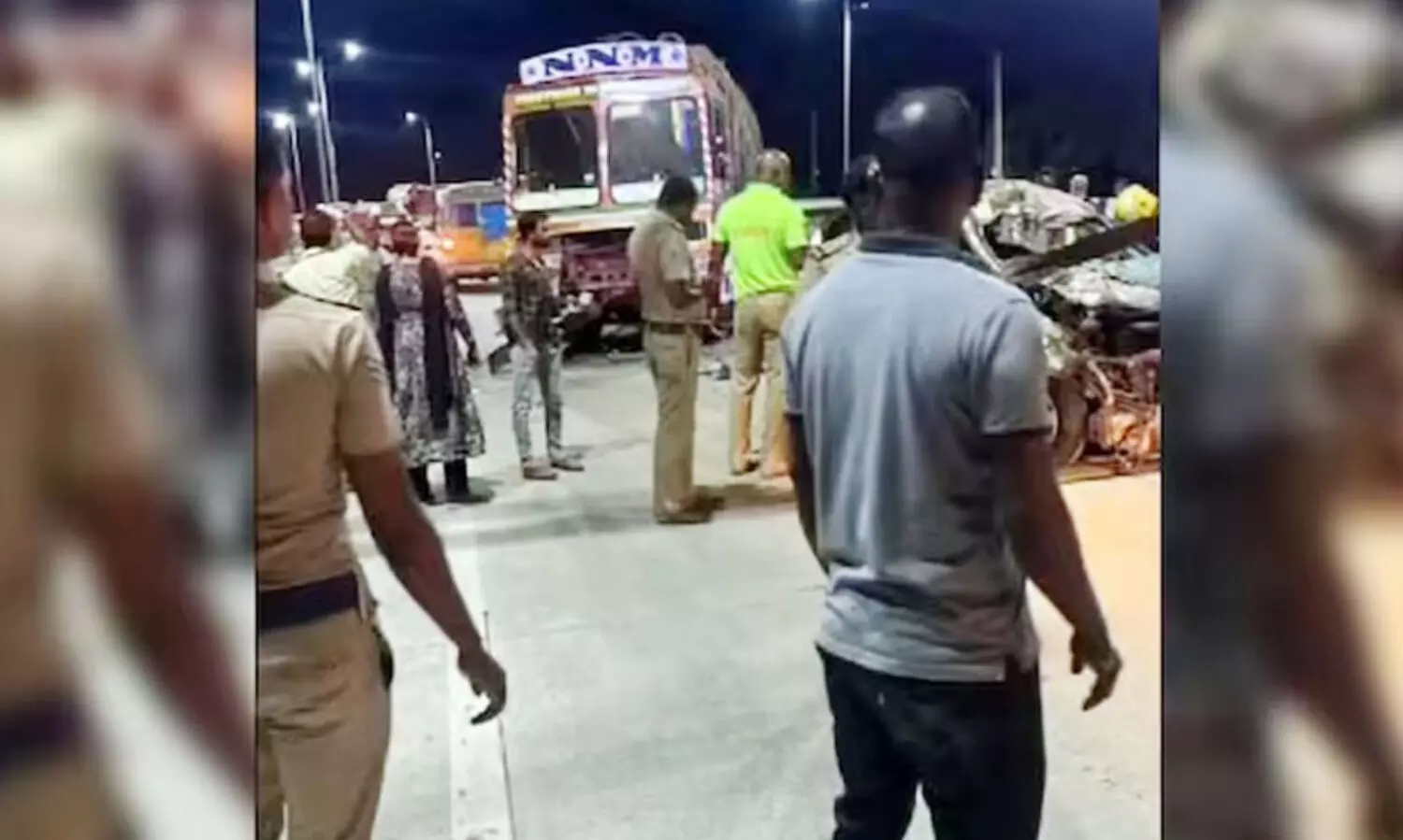 തമിഴ്‌നാട്ടിൽ ലോറിയും കാറും കൂട്ടിയിടിച്ച് അഞ്ചു പേർ മരിച്ചു