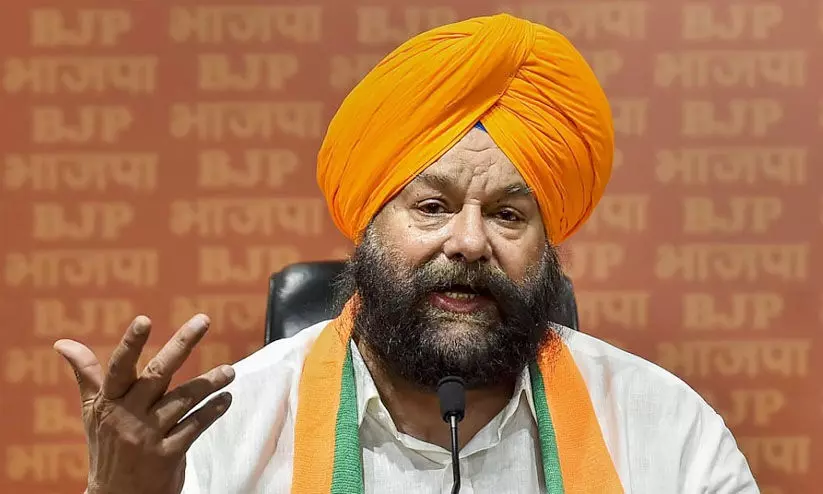 ‘നിങ്ങളുടെ മുത്തശ്ശിയുടെ അതേ വിധി നേരിടുക’; രാഹുൽ ഗാന്ധിക്ക് ബി.ജെ.പി നേതാവിന്റെ വധഭീഷണി ‘നിങ്ങളുടെ മുത്തശ്ശിയുടെ അതേ വിധി നേരിടുക’; രാഹുൽ ഗാന്ധിക്ക് ബി.ജെ.പി നേതാവിന്റെ വധഭീഷണി