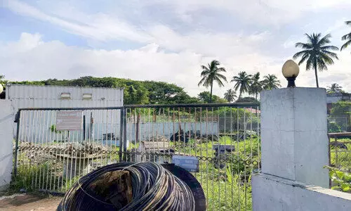 നി​ർ​മാ​ണോ​ദ്ഘാ​ട​നം ക​ഴി​ഞ്ഞി​ട്ട് അ​ഞ്ചു​വ​ർ​ഷം; ക​ൽ​പാ​ത്തി വൈ​ദ്യു​തി സെ​ക്ഷ​ൻ ഓ​ഫി​സ് യാ​ഥാ​ർ​ഥ്യ​മാ​യി​ല്ല