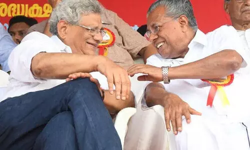 സമാനതകളില്ലാത്ത ധീരനേതാവായിരുന്നു യെച്ചൂരി -മുഖ്യമന്ത്രി