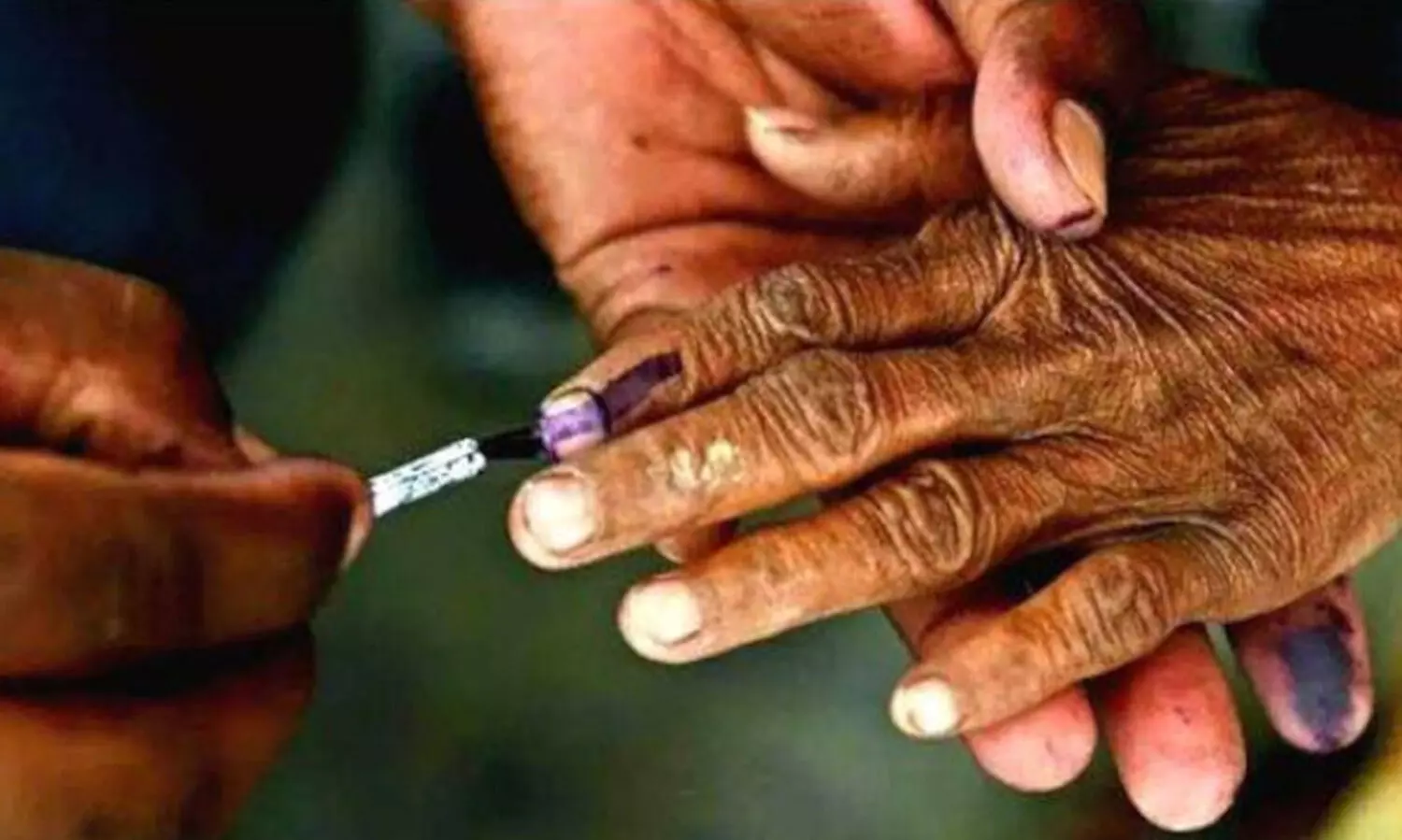 32 തദ്ദേശവാർഡുകളിലെ ഉപതെരഞ്ഞെടുപ്പിന് വോട്ടർപട്ടിക പുതുക്കുന്നു