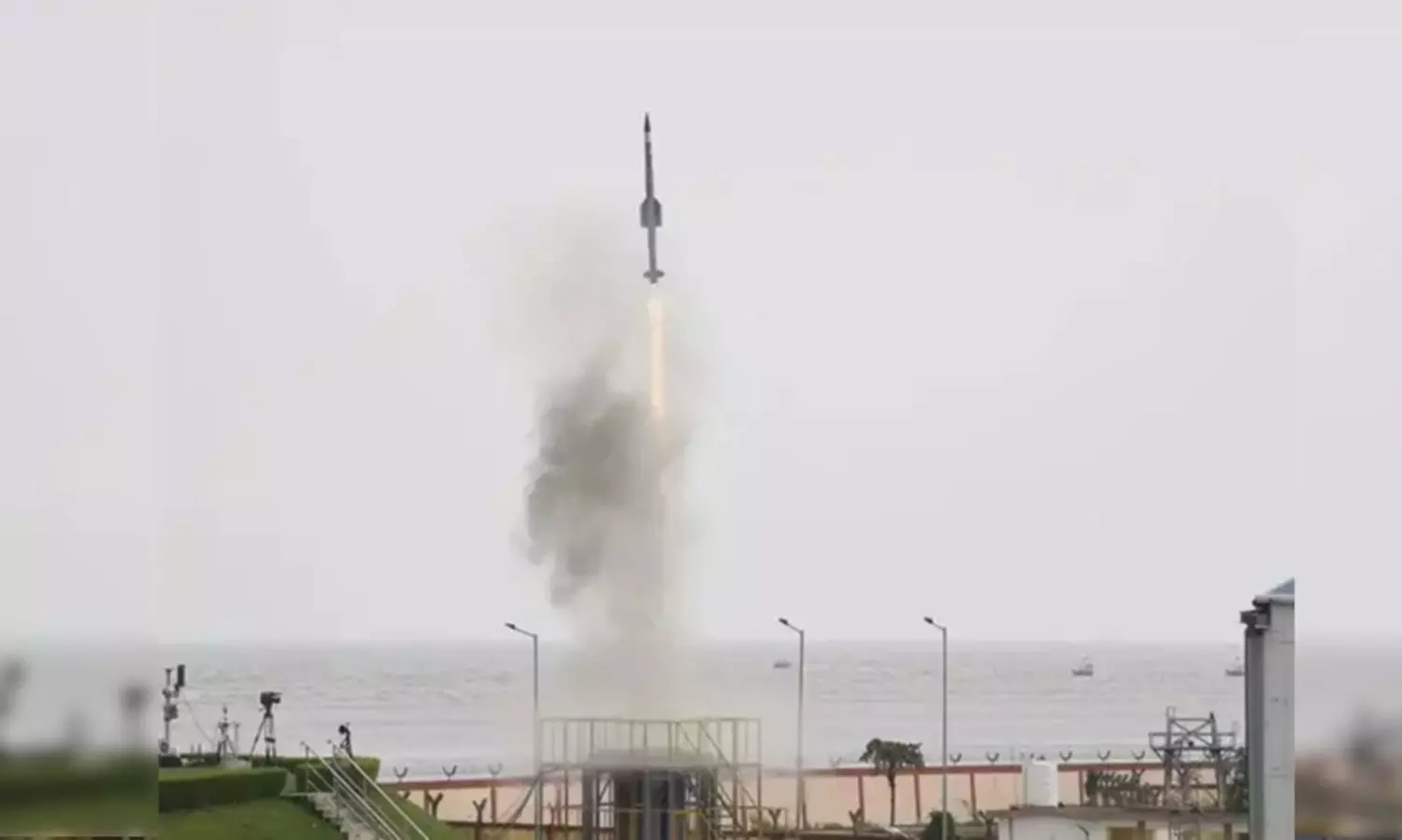 ഭൂതല-ആകാശ മിസൈൽ പരീക്ഷണം വിജയം