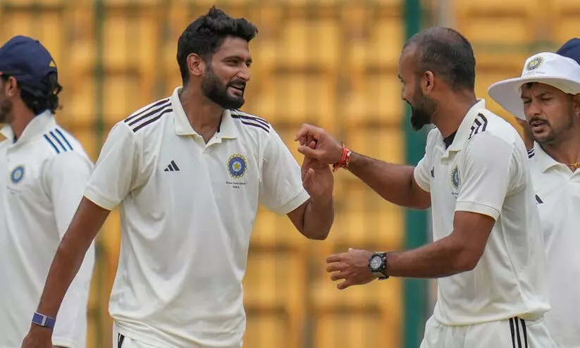 ദുലീപ് ട്രോഫി: ഇന്ത്യ എ വൻ ലീഡിലേക്ക്