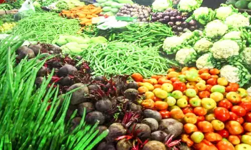 തിരുവോണത്തിന്​ രണ്ട്​ ദിവസം ന​ല്ലോ​ണ​മു​ണ്ണാം; ആശ്വാസവി​ലയിൽ പ​ച്ച​ക്ക​റി