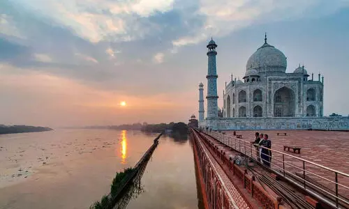 ആഗ്രയെ പൈതൃക നഗരമായി പ്രഖ്യാപിക്കണമെന്നാവശ്യപ്പെട്ട് 1984ൽ സമർപിച്ച ഹ​​രജി സുപ്രീംകോടതി തള്ളി