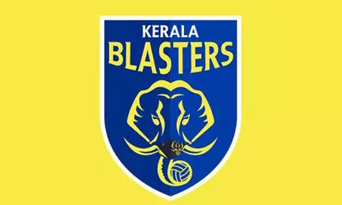 ആവേശമായി ബ്ലാസ്റ്റേഴ്‌സ് താരങ്ങളുടെ വടംവലി; തിരുവോണ ദിനത്തിൽ ആദ്യ മത്സരം -വിഡിയോ