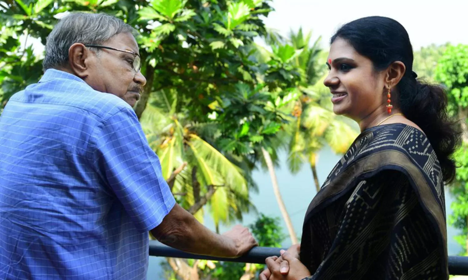 എം. ടി. വാസുദേവൻ നായരും മകൾ അശ്വതിയും