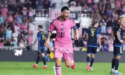 ആരാധകർക്ക് മെസ്സിയുടെ ഹാപ്പി ഓണം; ഫുട്ബാൾ ഗ്രൗണ്ടിലേക്ക് തിരിച്ചെത്തി ലിയോ