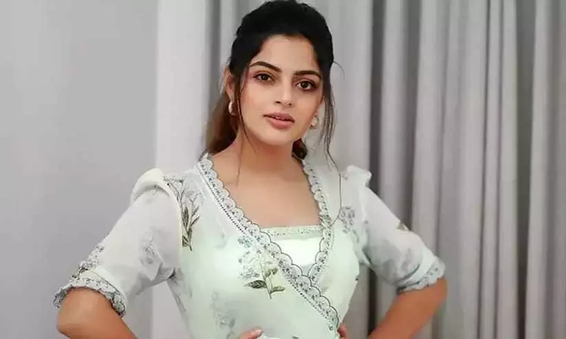 Acress Nikhila Vimal About Thug Answers In Online Interview Acress Nikhila Vimal About Thug Answers In Online Interview