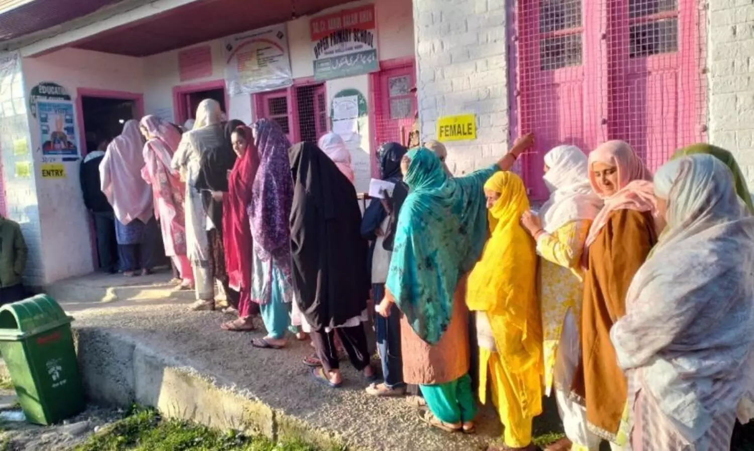 ജമ്മു കശ്മീർ തെരഞ്ഞെടുപ്പ്: ആദ്യഘട്ട വോട്ടെടുപ്പിൽ 58.85 ശതമാനം പോളിങ്