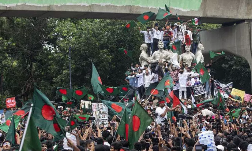 ബംഗ്ലാദേശ് സൈന്യത്തിന് രണ്ട് മാസത്തേക്ക് മജിസ്ട്രേറ്റുതല അധികാരം നൽകി ഇടക്കാല സർക്കാർ ബംഗ്ലാദേശ് സൈന്യത്തിന് രണ്ട് മാസത്തേക്ക് മജിസ്ട്രേറ്റുതല അധികാരം നൽകി ഇടക്കാല സർക്കാർ