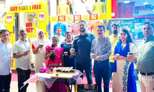 പാ​യ​സ​വി​ത​ര​ണം