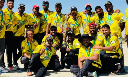 ത​ണ്ട​ർ ബോ​ൾ​ട്ട് ടീം ​അം​ഗ​ങ്ങ​ൾ