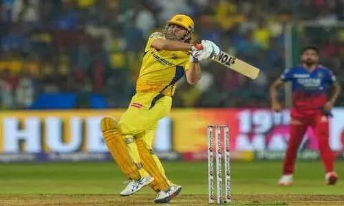 ധോണിയെ പുറത്താക്കിയതിന് ശേഷം വിഷമം വന്നു; ധോണിയെ അവസാനമായി പുറത്താക്കിയ ബൗളർ