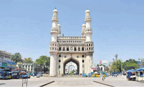 വഖഫ് ഭേദഗതി ബിൽ 2024: സർക്കാറിന്റെ കണ്ണ് വഖഫ് സ്വത്തുക്കളിലാണ് വഖഫ് ഭേദഗതി ബിൽ 2024: സർക്കാറിന്റെ കണ്ണ് വഖഫ് സ്വത്തുക്കളിലാണ് 