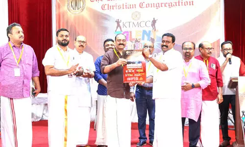 ഫ്ല​യ​ർ പ്ര​കാ​ശ​നം