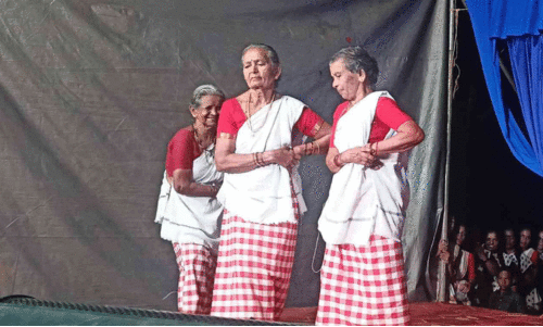 ത​ലന​ര​ക്കു​വ​ത​ല്ലെ​ന്റെ വൃ​ദ്ധ​ത്വം!