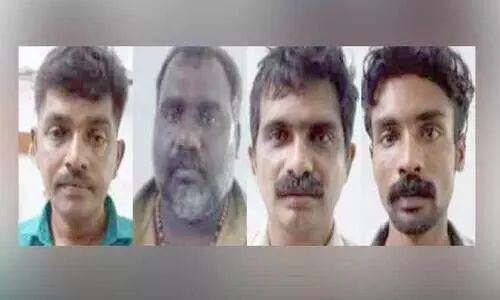 യുവാവിനെ വീട്ടിൽക്കയറി വെട്ടി; നാലംഗ സംഘം അറസ്റ്റില്‍