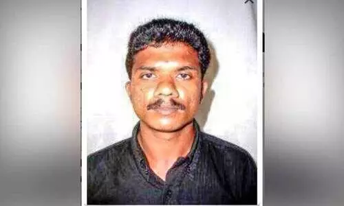 വീട്ടിൽകയറി യുവാവിനെ വെട്ടി; യുവതിയുമായി കടന്നു