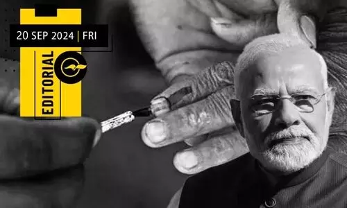 സമഗ്രാധിപത്യത്തിലേക്ക്  അടുത്ത ചുവട്