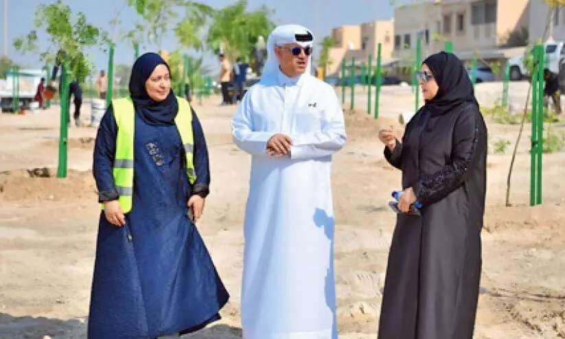 planting trees planting trees