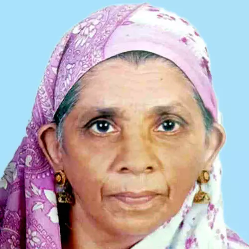 ഖ​ദീ​ജു​മ്മ