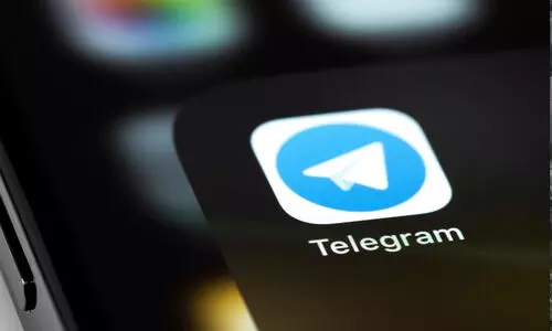 റഷ്യ പണി തന്നാലോ എന്ന് പേടി; ടെലിഗ്രാം ആപ് വിലക്കി യുക്രെയ്ൻ