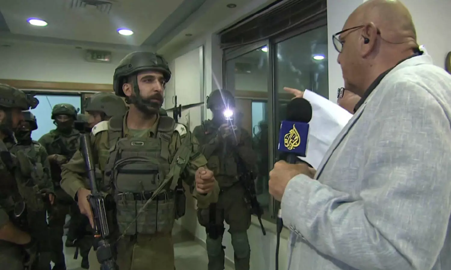 ഇസ്രായേൽ സേനയുടെ റെയ്ഡ്; അൽ ജസീറ ചാനൽ ഓഫിസ് പൂട്ടിച്ചു