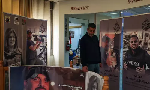 റാമല്ലയിലെ അൽ ജസീറ ഓഫിസിൽ ഇസ്രായേൽ സൈന്യത്തിന്റെ റെയ്ഡ്; ഓഫിസ് പൂട്ടാൻ ഉത്തരവിട്ടു