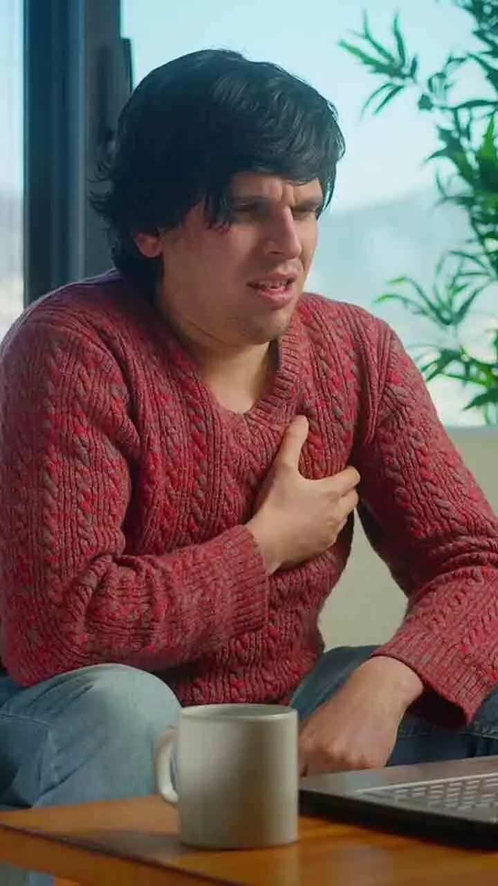 നെഞ്ചുവേദനയെ ഭയക്കണം! എപ്പോഴാണെന്ന് അറിയാം