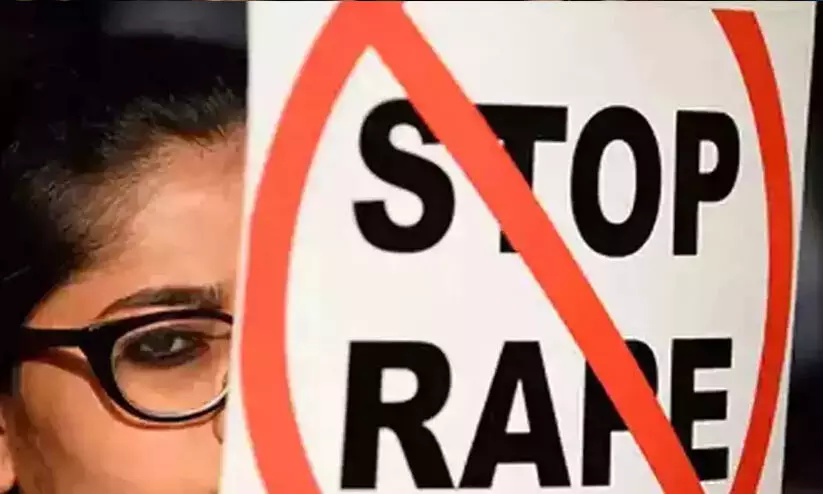 തമിഴ്നാട്ടിൽ മലയാളി നഴ്സിങ് വിദ്യാർഥിനിയെ കൂട്ട ബലാത്സംഗം ചെയ്തു തമിഴ്നാട്ടിൽ മലയാളി നഴ്സിങ് വിദ്യാർഥിനിയെ കൂട്ട ബലാത്സംഗം ചെയ്തു