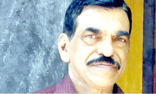 ഹം​സ കു​ട്ടി