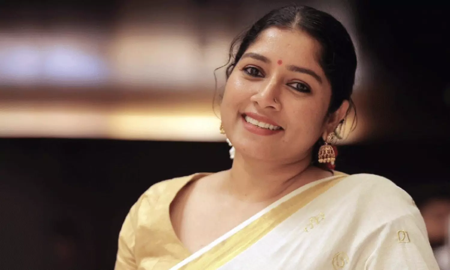 അക്കാലത്ത് ഓണവും എന്‍റെയും അനിയത്തിയുടെയും പിറന്നാളുകൾ പോലും ആഘോഷിച്ചില്ല -അനുമോൾ