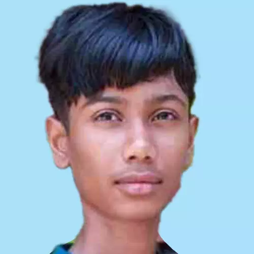 ഉ​റ​ക്ക​ത്തി​ൽ അ​വ​ശ​നി​ല​യി​ലാ​യ വി​ദ്യാ​ർ​ഥി മ​രി​ച്ചു