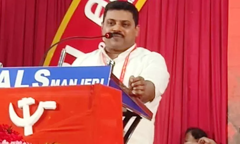 niyas pulikkalakath 987987