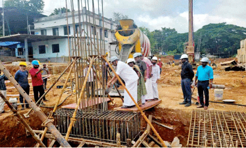 താലൂക്ക് ആശുപത്രി കെട്ടിടത്തിന്റെ കോൺക്രീറ്റിന് തുടക്കം