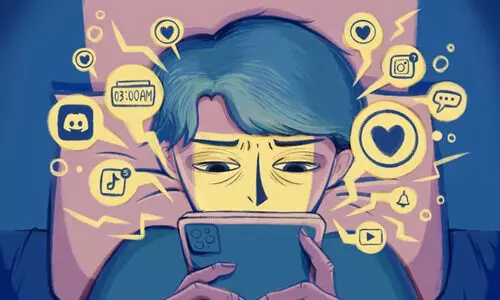 കു​ഞ്ഞുങ്ങൾ മുങ്ങുന്നു; സോഷ്യൽ മീഡിയയിൽ