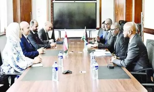 Bilateral corpration