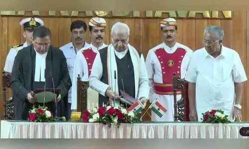 Justice Nitin Madhukar Jamdar takes oath as Chief Justice of Kerala High Court Justice Nitin Madhukar Jamdar takes oath as Chief Justice of Kerala High Court