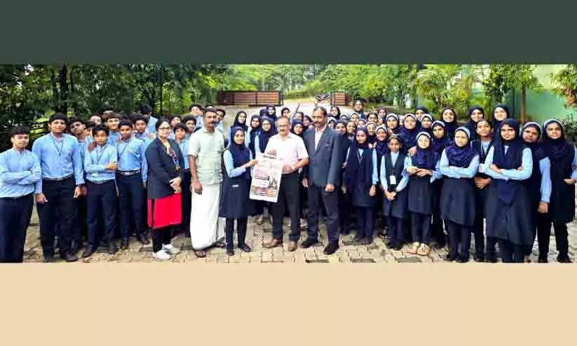 അ​രീ​ക്കോ​ട് മൈ​സ​സ് പ​ബ്ലി​ക് സ്കൂ​ളി​ൽ ‘വെ​ളി​ച്ചം’