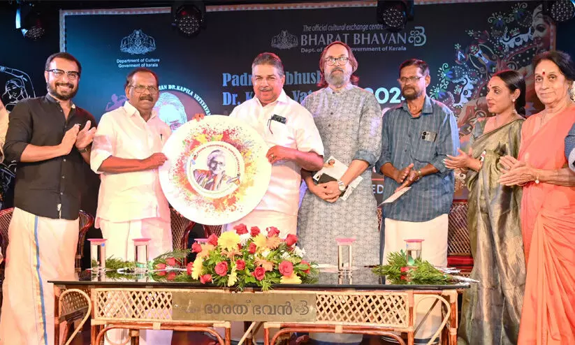 നൃത്ത ഗുരൂമുഖങ്ങളുടെ ഉത്സവത്തിന് പരിസമാപ്തി നൃത്ത ഗുരൂമുഖങ്ങളുടെ ഉത്സവത്തിന് പരിസമാപ്തി