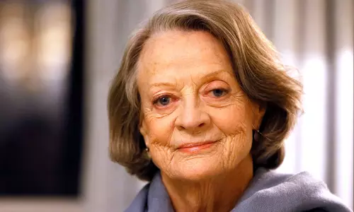 ഇതിഹാസ നടി മാഗി സ്മിത്ത് അന്തരിച്ചു