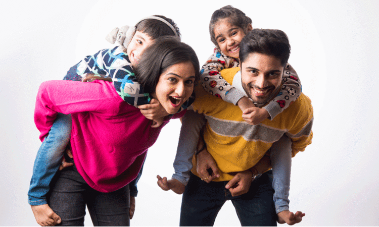 കുട്ടികളെ സാമൂഹിക പ്രതിബദ്ധതയുള്ളവരായി വളർത്താൻ മാതാപിതാക്കൾ ശ്രദ്ധിക്കേണ്ട കാര്യങ്ങൾ