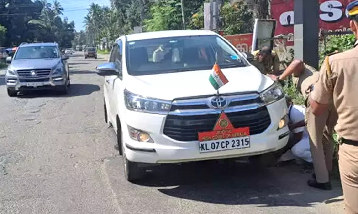 devan ramachandran car 8978976