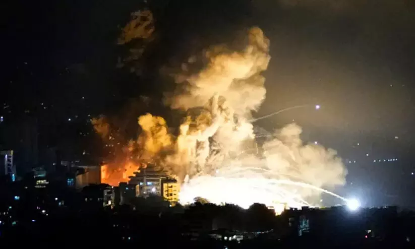 ലബനാനിൽ ജനവാസകേന്ദ്രങ്ങളിൽ ആക്രമണം ശക്തമാക്കി ഇസ്രായേൽ; ഹിസ്ബുല്ല കമാൻഡറെ വധിച്ചു ലബനാനിൽ ജനവാസകേന്ദ്രങ്ങളിൽ ആക്രമണം ശക്തമാക്കി ഇസ്രായേൽ; ഹിസ്ബുല്ല കമാൻഡറെ വധിച്ചു