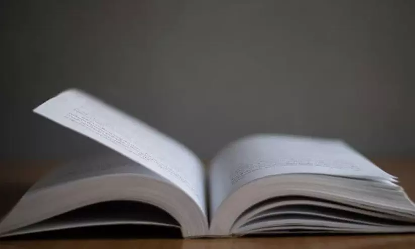 പു​സ്ത​ക പ്ര​കാ​ശ​നം