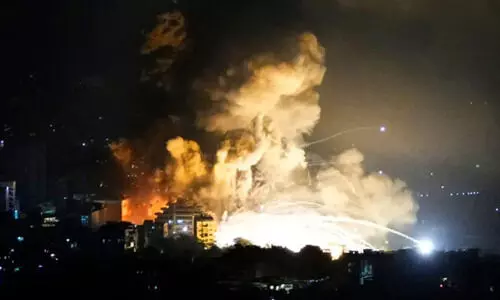 ലബനാനിൽ ജനവാസകേന്ദ്രങ്ങളിൽ ആക്രമണം ശക്തമാക്കി ഇസ്രായേൽ; ഹിസ്ബുല്ല കമാൻഡറെ വധിച്ചു