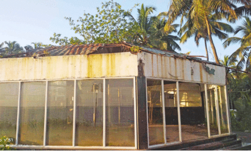 കാപ്പാട് ടൂറിസം: തുവ്വപ്പാറ ഭാഗത്തെ കേന്ദ്രങ്ങൾ തകർച്ചയിൽ