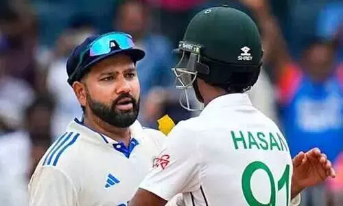 ഇന്ത്യ-ബംഗ്ലാദേശ് രണ്ടാം ദിനം കളി വൈകുന്നു; താരങ്ങൾ ഹോട്ടലിലേക്ക് പോയതായി റിപ്പോർട്ട്