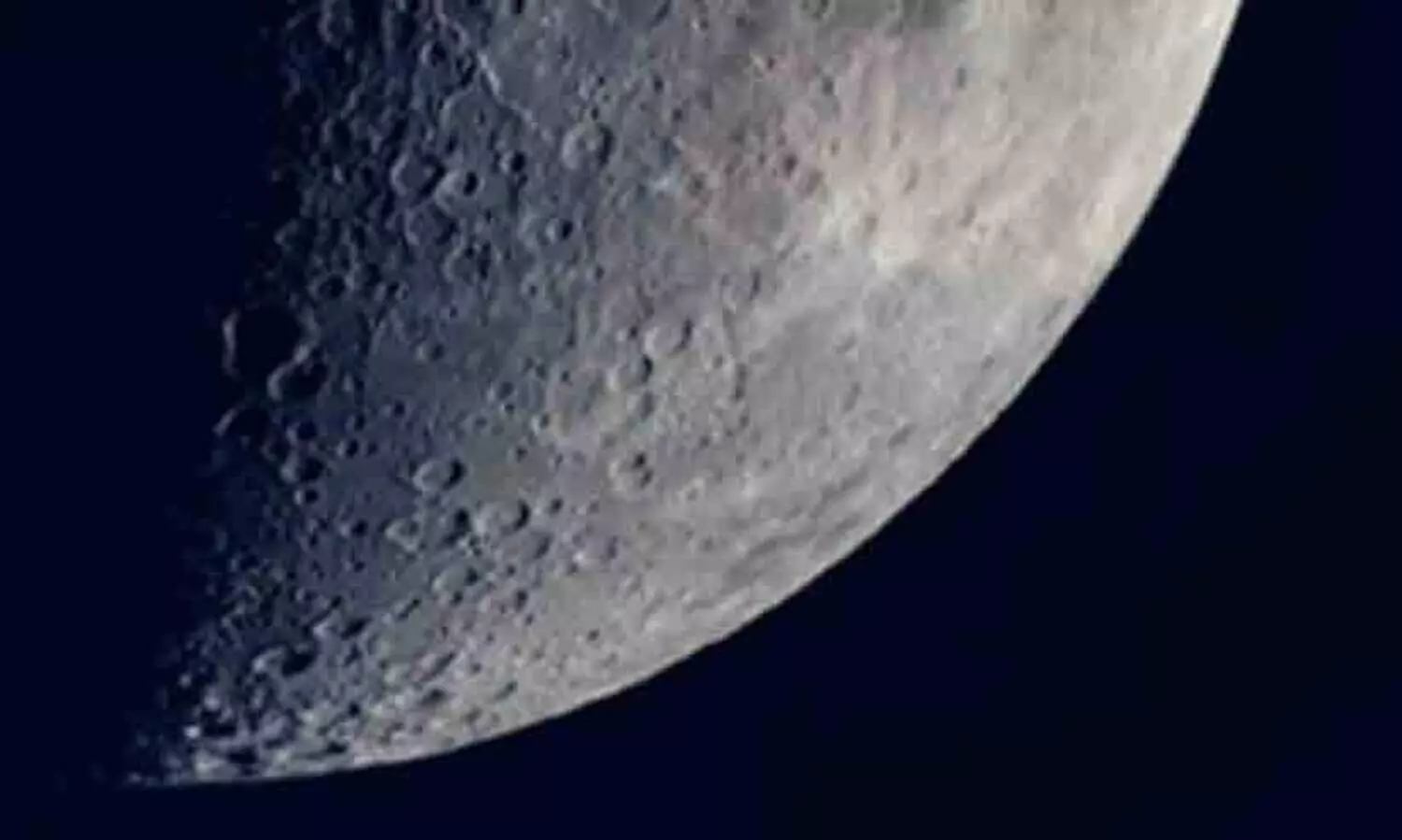 ഇന്ന് രാത്രി ഇന്ത്യക്കാർ ഉറങ്ങുമ്പോൾ ഭൂമിക്ക് ഒരു മിനി മൂണിനെ കിട്ടും